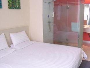 Hotel Hanting Zhongshan Park Metro Station